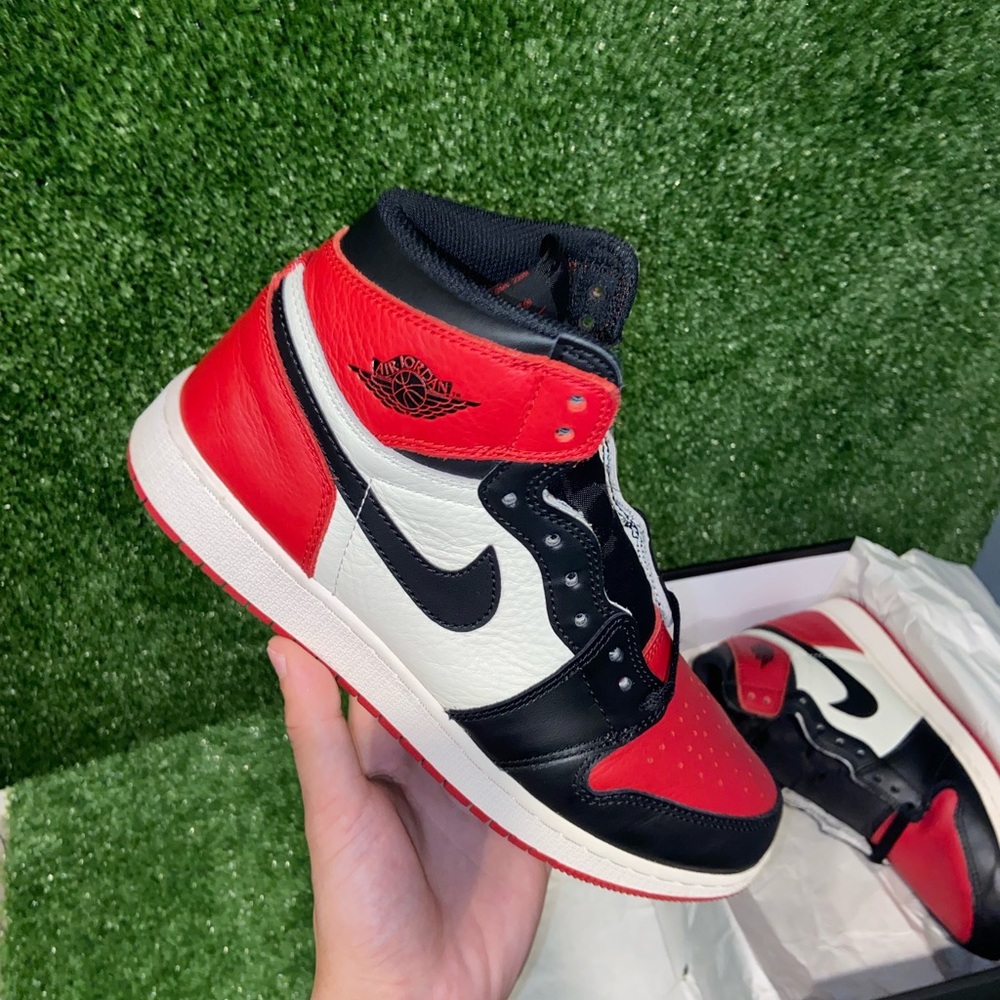 Jordan 1 High ‘Bred Toe’ (GS)